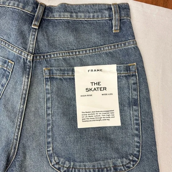FRAME Skater Wide Leg High Rise Jeans Size 27 Rochester Wash Denim Quiet Luxury - Picture 9 of 9